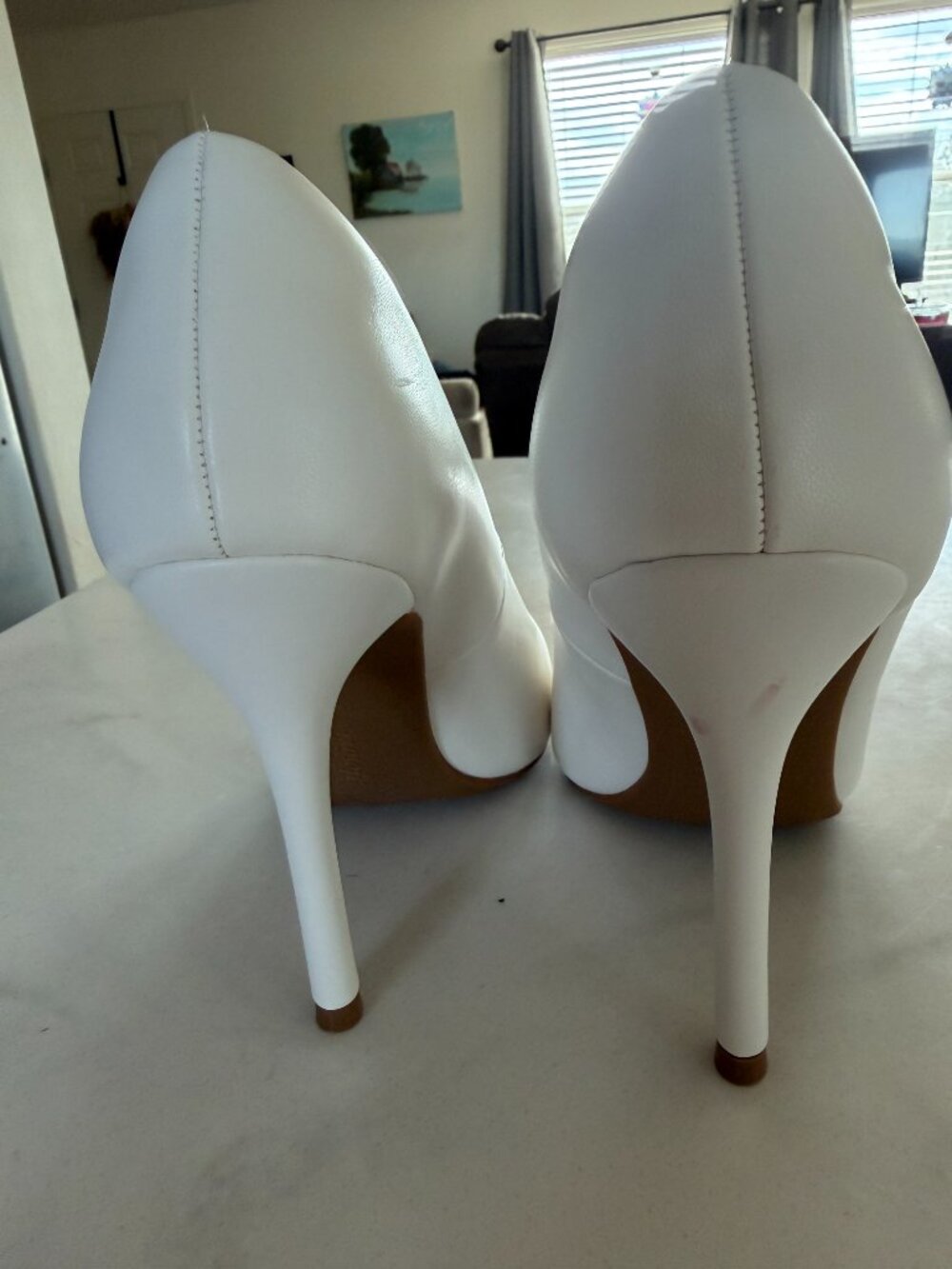 White Pointed Toe Stiletto Pumps Size 7.5 Faux Leather Classic Heels - Picture 4 of 12